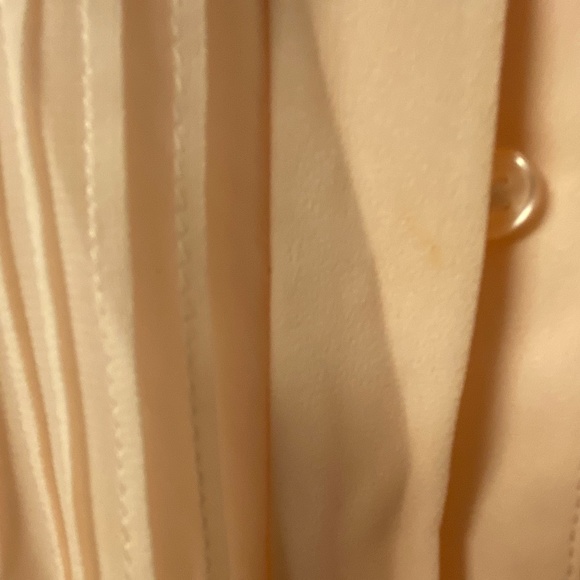 White House Black Market Blouse - Picture 2 of 4